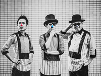 H ZETTRIO